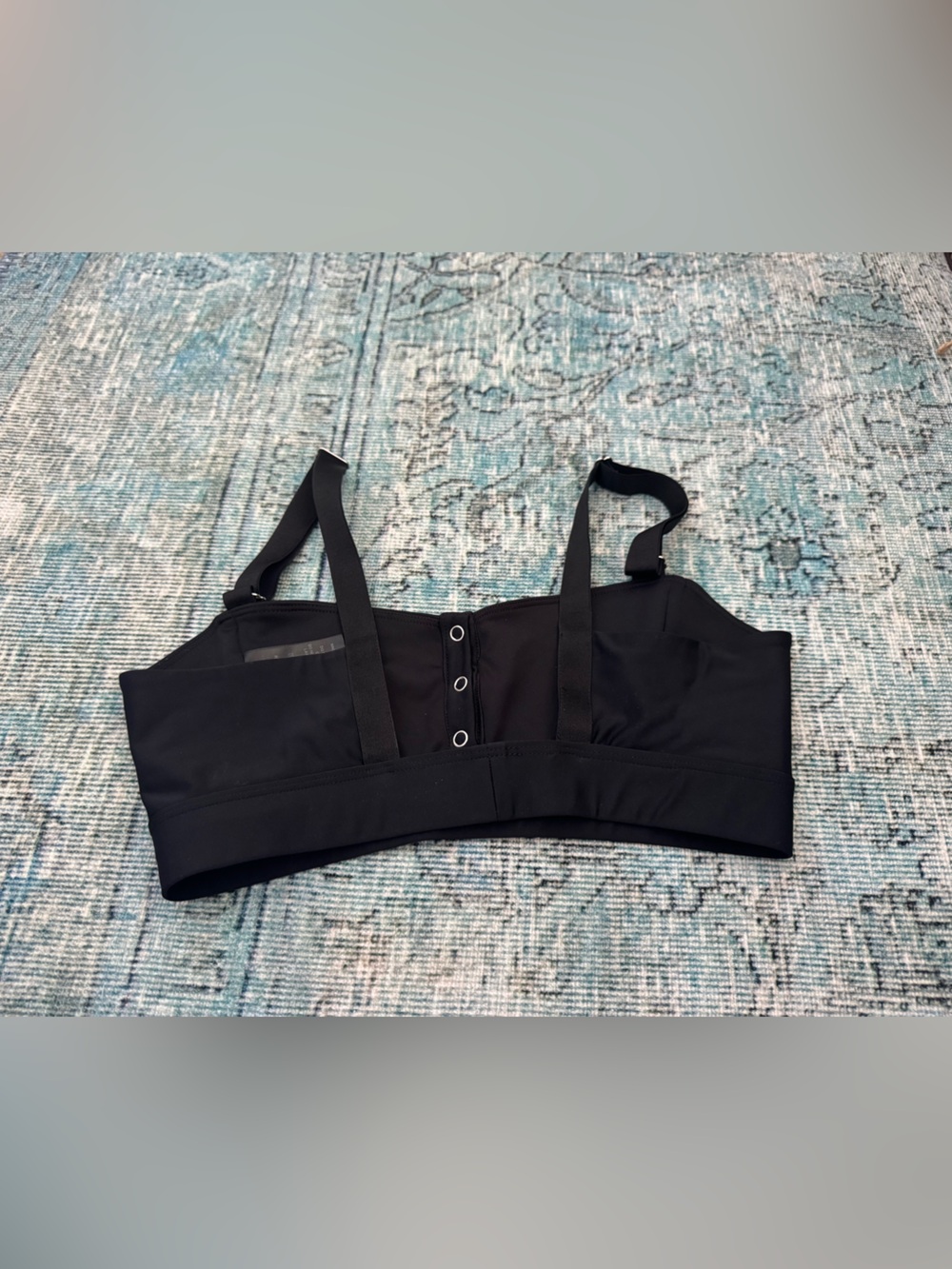 Heroine Sport Black Henley Front-Snap Sports Bra and Matching Leggings Set - Picture 6 of 7
